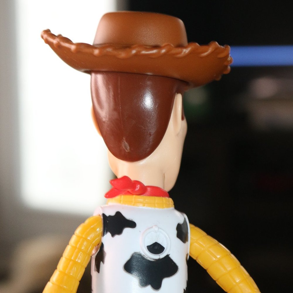 Disney Pixar Mattel Toy Story 4 Fully Posable Woody Figure Toy w/ Lasso + Hat 9” - Picture 7 of 11